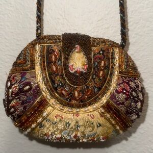Mary Frances handbag crossbody  purse beaded sequins great condition